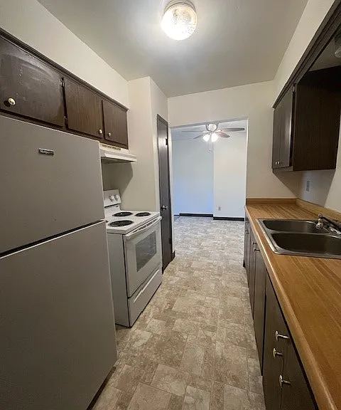 4570 S Logan Ave — Photo 1
