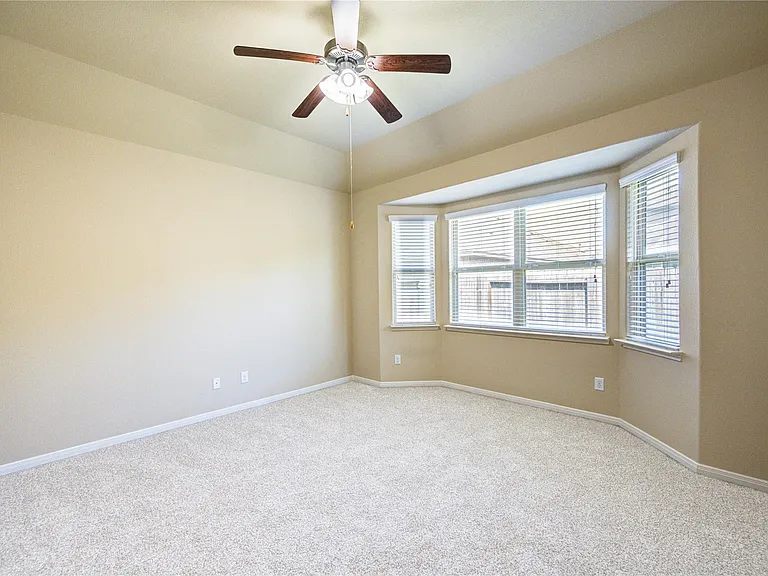 19306 Boulder Bay Ln — Photo 30