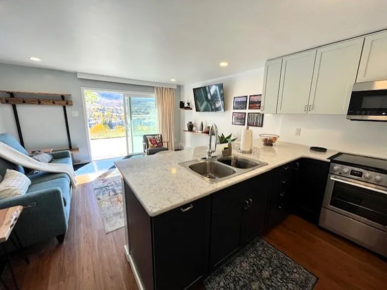 350 E La Bonte St #37 — Photo 11
