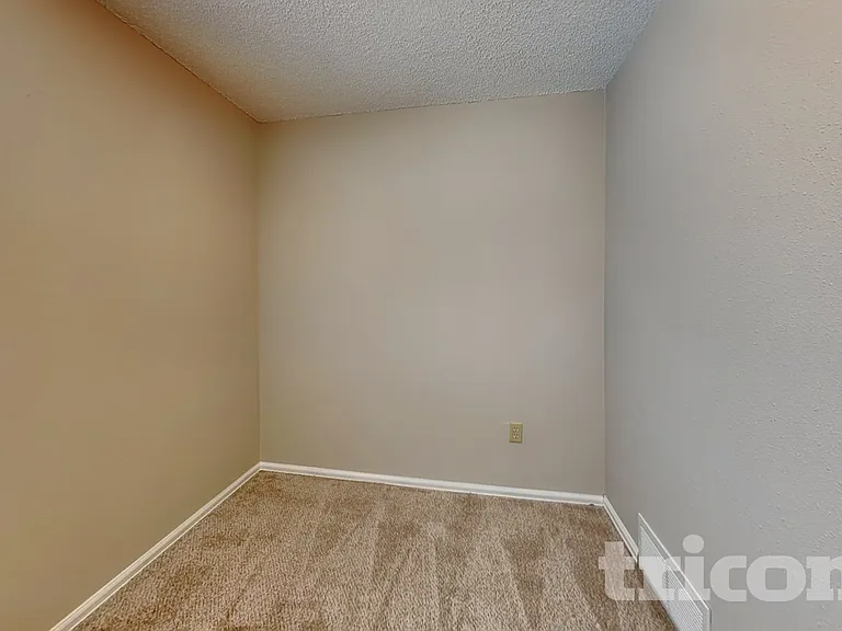 10480 Jellison Way — Photo 10