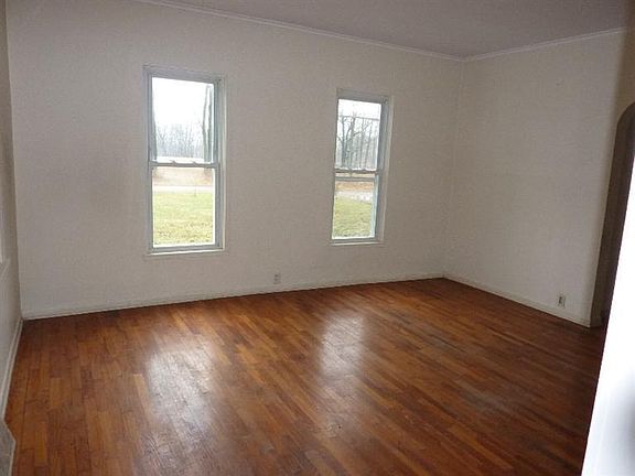 4th image of 16713 E Yz Ave