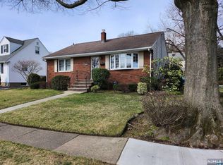 163 Oldfield Ave, Hasbrouck Heights, NJ 07604