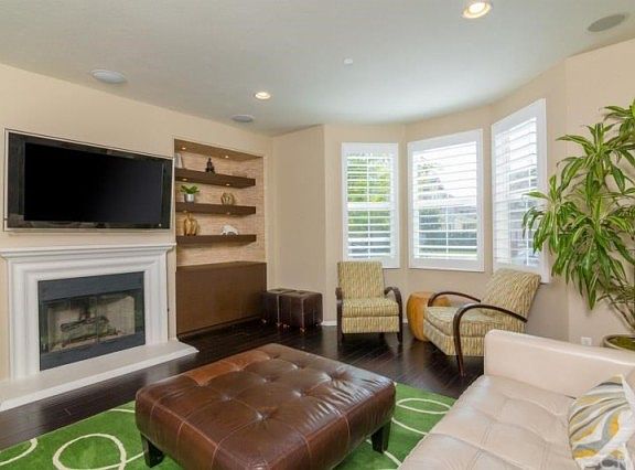 5th image of 3216 Carrotwood Dr
