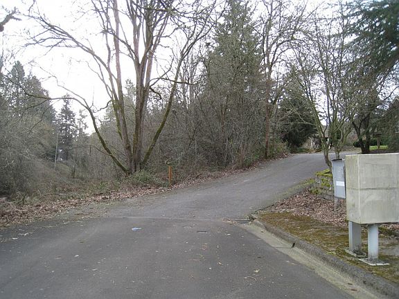 4th image of 875 NE 67th Ave