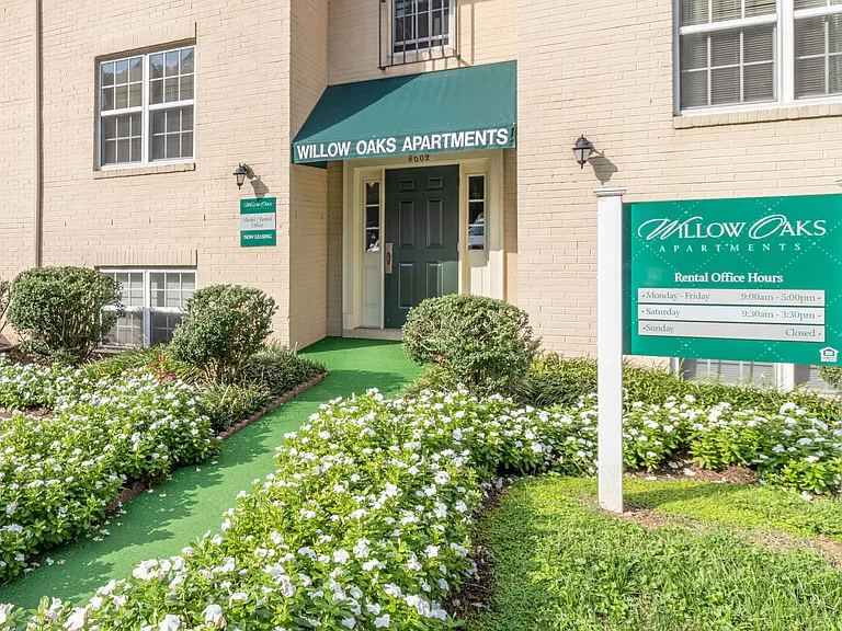 Willow Oaks Apartments — Photo 38