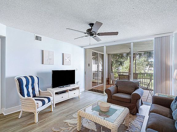 5th image of 353 S Us Hwy 1 APT D209