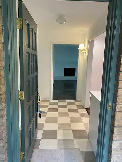 4 bed, 2650 sqft, $6,500 — Photo 2