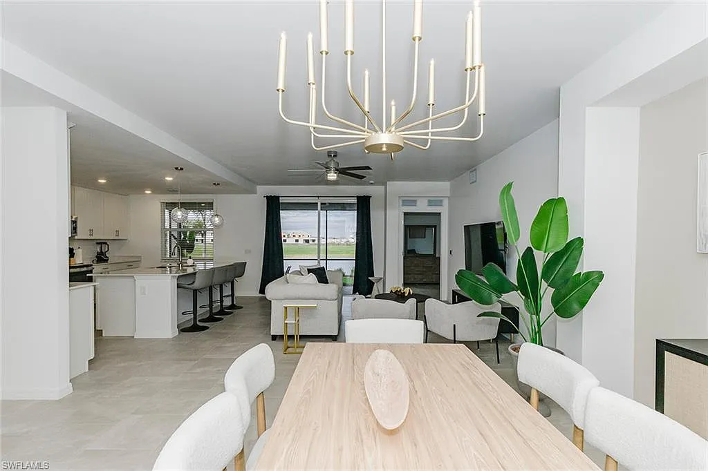 3 bed, 2.0 bath, 1741 sqft, $7,295 — Photo 4