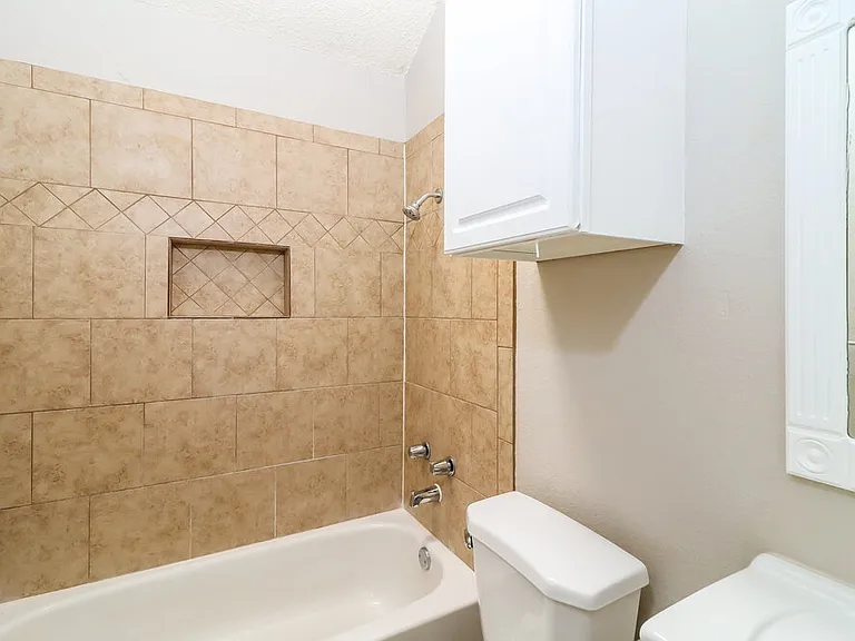 8409 Tallahassee Ln — Photo 15