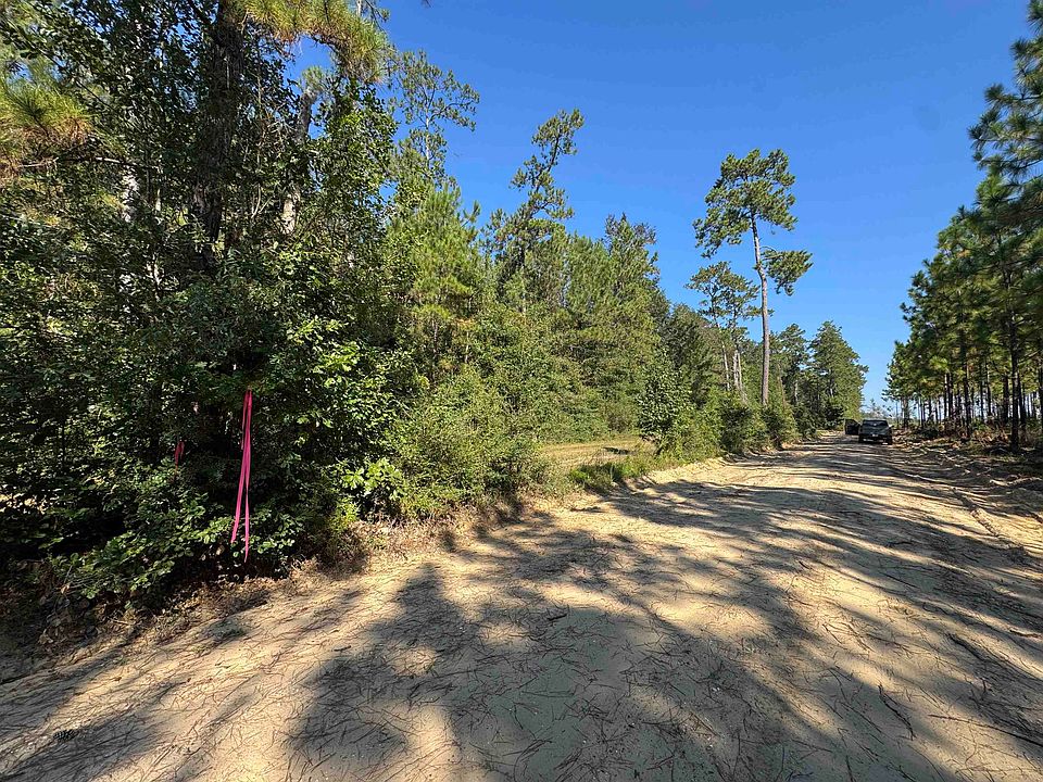 1st image of County Road 3072 & Cres #3075
