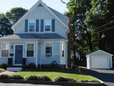 210 W Water St, Rockland, MA, 02370