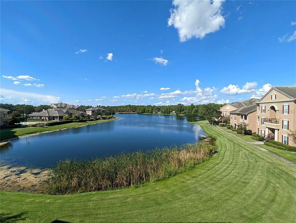 2 bed, 2.0 bath, 1041 sqft, $1,850 — Photo 1