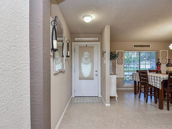 3rd image of 17131 Bougainvilla Ln