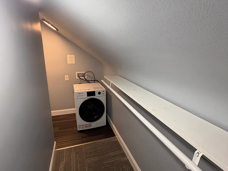 413 Marsh Rd #2 — Photo 6