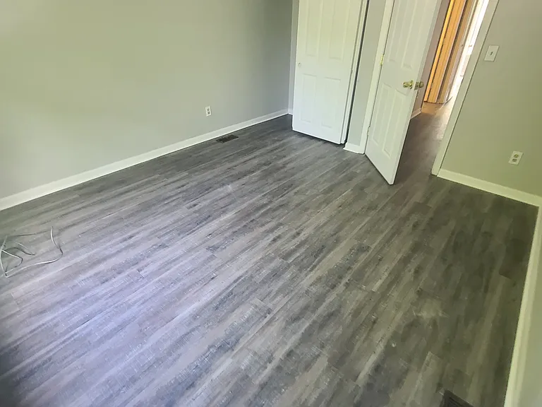 824 Neeb Rd — Photo 11