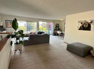 470 NE Maple Leaf Pl APT 301, Seattle, WA 98115
