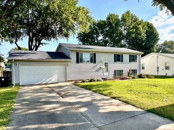 412 W Greenwood Ave, Jacksonville, IL 62650