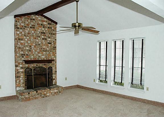 2nd image of 1318 Wildvalley Dr