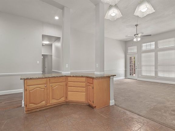 5th image of 4508 Lake Ridge Dr