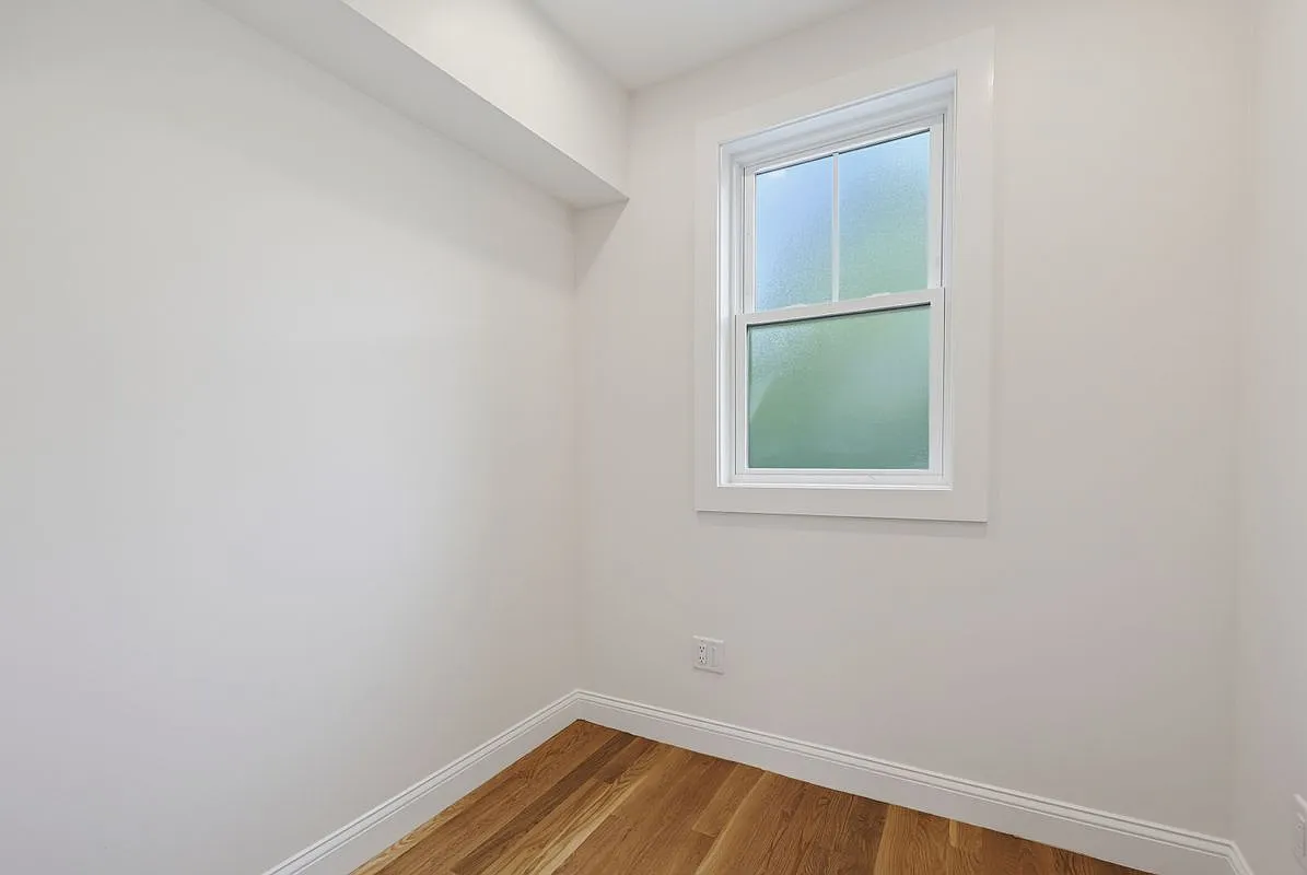 2 bed, 2.0 bath, 1037 sqft, $4,000 — Photo 4