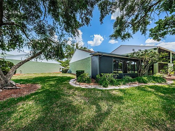 4th image of 150 Cypress Pl