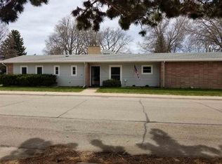 708 Highland Dr, Ogallala, NE 69153