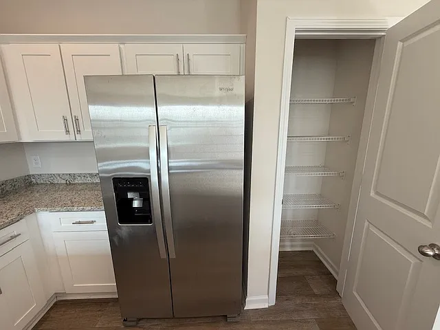 1323 Broholmer Ln — Photo 10