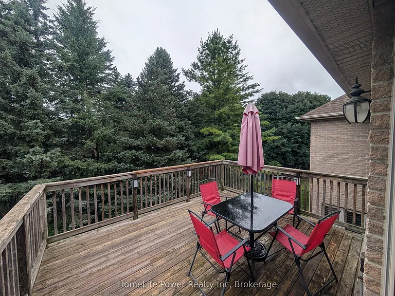 228 The Lions Gate — Photo 14