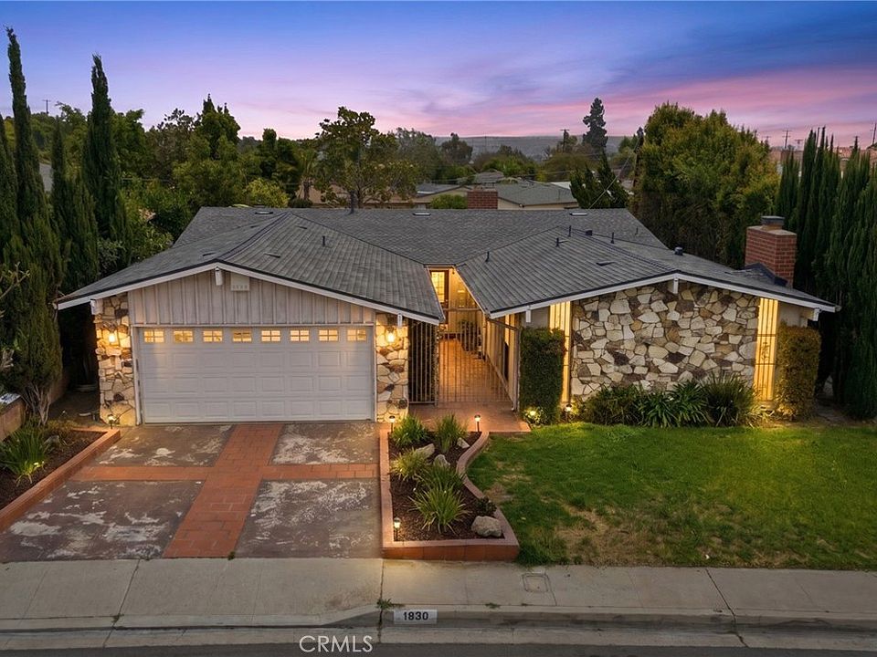 1st image of 1630 Crest Vista Dr