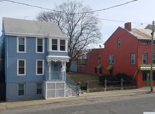 548 State St, Hudson, NY 12534