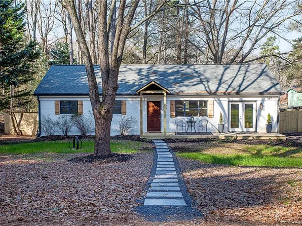 387 Michael Dr, Alpharetta, GA 30009