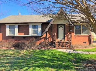 1505 Collier Ct, Charlotte, NC 28205