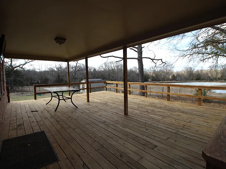 7731 FM 857 — Photo 18