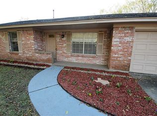 3506 Oxford Rd, Alvin, TX 77511