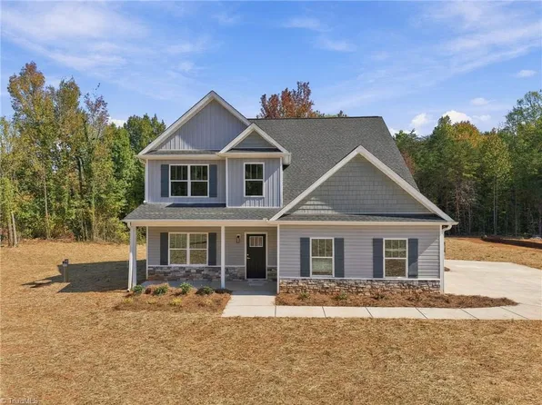 5932 N Church St, Greensboro, NC 27455