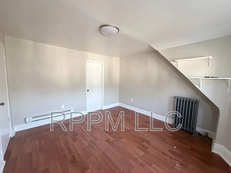 106 N 16th St #3