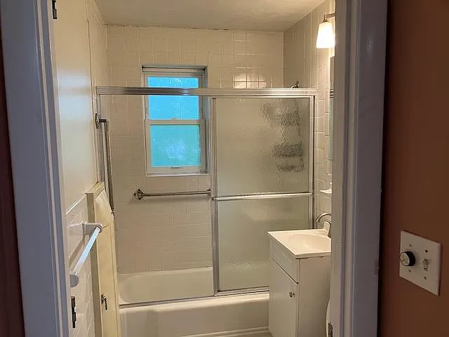 38 Jacqueline Rd #A — Photo 3