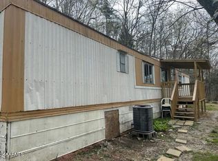 9900 Twinville Rd, Powell, TN 37849