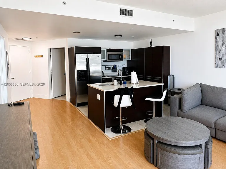 1900 N Bayshore Dr #3807 — Photo 4