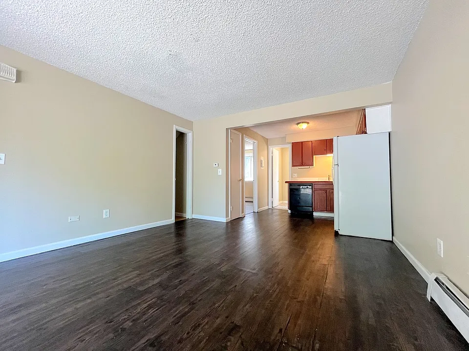 367 Elmwood Ave