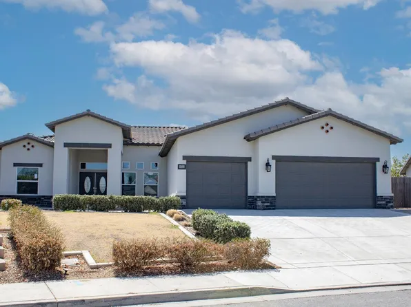 10233 Azimuth St, Bakersfield, CA 93306