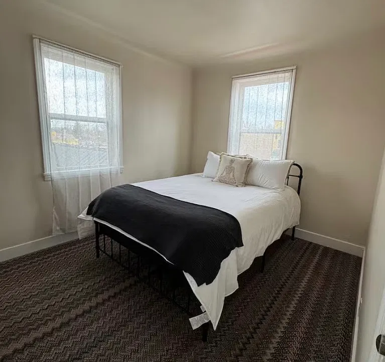 134 E Michigan Ave #1