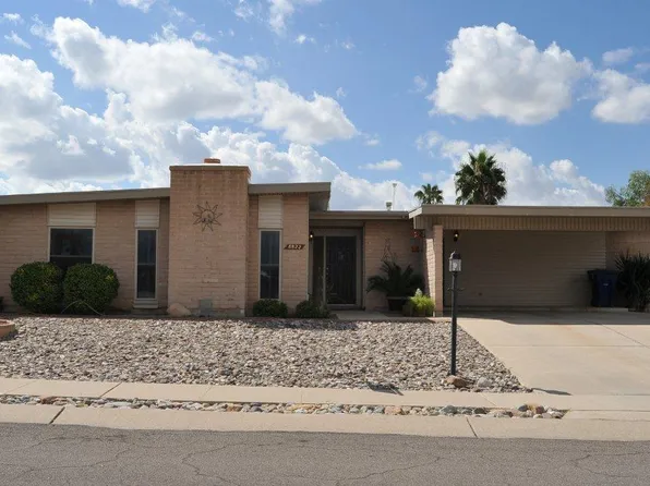 8822 E 6th St, Tucson, AZ 85710