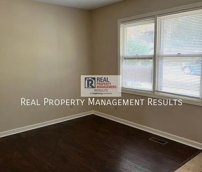 4002 Petes Ct #4002 — Photo 2