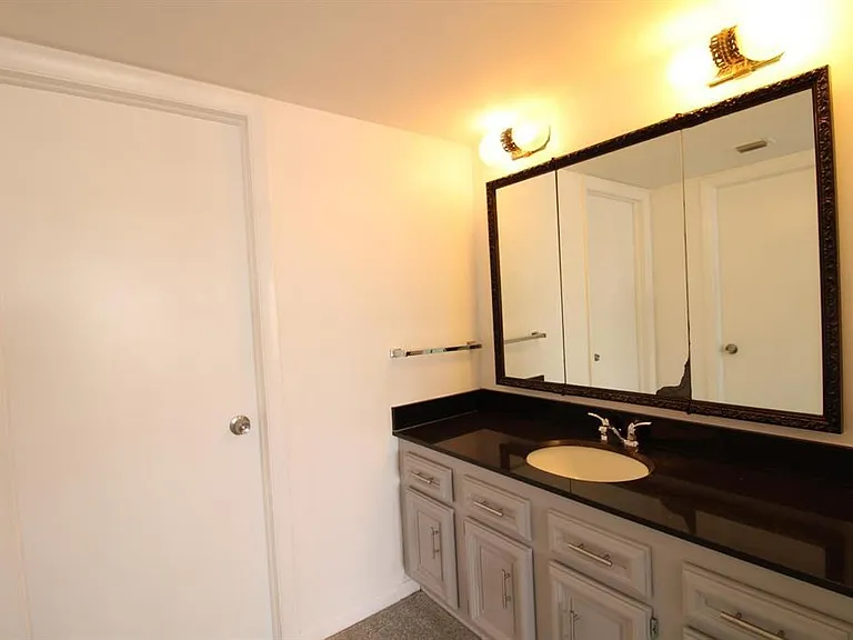 3900 Galt Ocean Dr #2314 — Photo 42