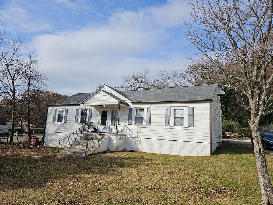 1st image of 210 Lakewood Dr SE