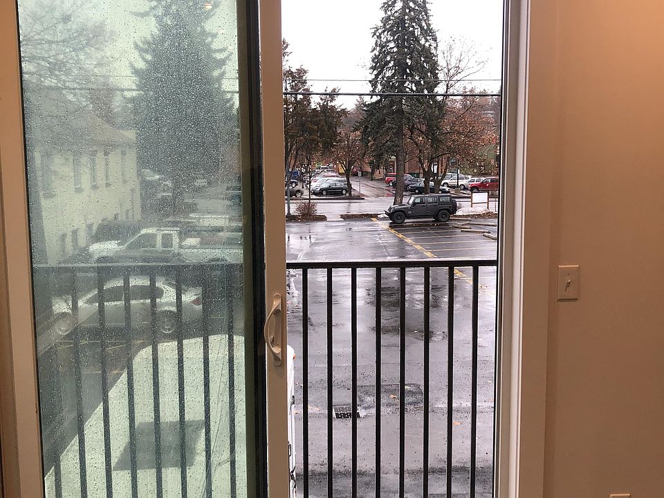 Large opening windows for air flow