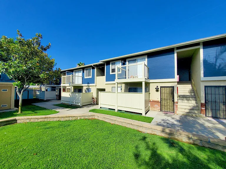 Palm Villas Apartments — Photo 7