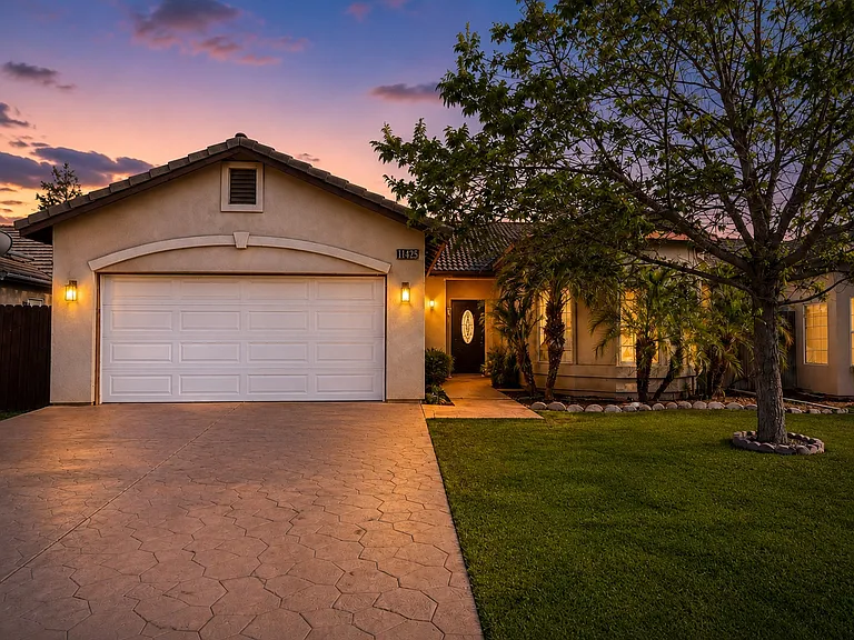 11425 Blue Grass Dr — Photo 23