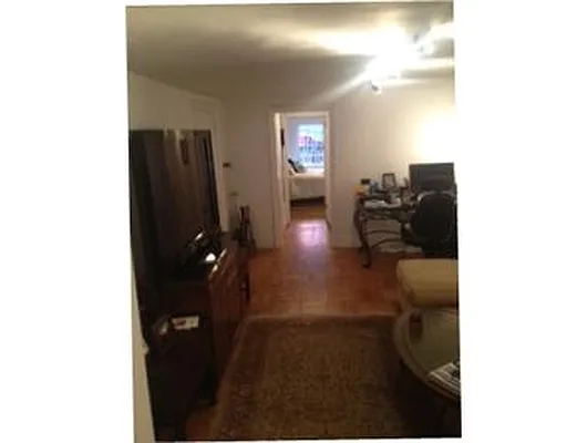 Rented by Douglas Elliman | media 14